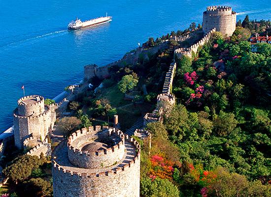 Istanbul Fortress Museum Rumeli Fortress  Yedikule Fortress  Anatolia Fortress  Structure  Mehmet the Conqueror  1453  the Conquest of Istanbul   The Bosphorus The North White 