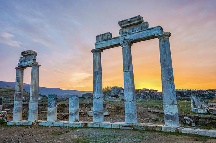 Denizli Hierapolis Archaeological Site Pamukkale St. Philippe Church  Roman Period  Apollon Temple   The Largest Necropolis in Southwestern Anatolia 