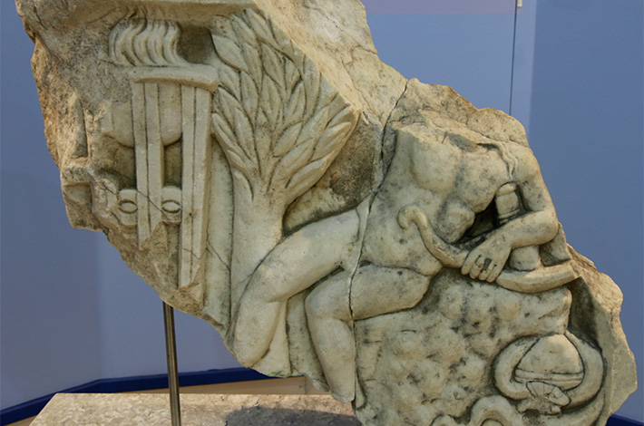 AYDIN MİLET MÜZESİ  tiyatro didim antik kent lahit mezar steli apollon tapınağı heykel
