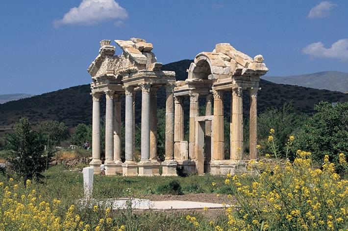 Aydın Aphrodisias Museum   Aphrodisias Archaeological Site   Geyre Village   Aphrodite Temple   UNESCO World Heritage List      Aphrodisias Sculpture School  Ara Güler's Ancient City 
