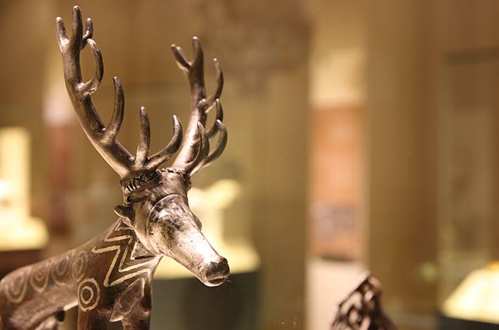 Ankara Museum of Anatolian Civilizations   Hittites   Hattians Deer Figurine     Bronze King Tombs   Male Hittite God Symbol
